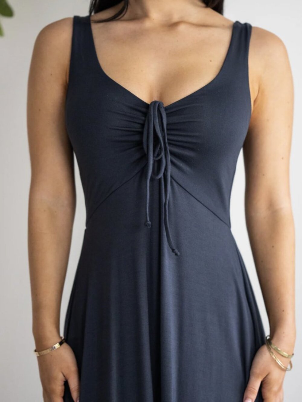 Sozy Sarah Midi Dress in Graphite Size Small Flowy Sleeveless - Picture 3 of 13